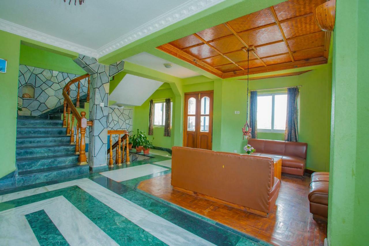 Spot On 445 New Hotel Natureland Pokhara Esterno foto